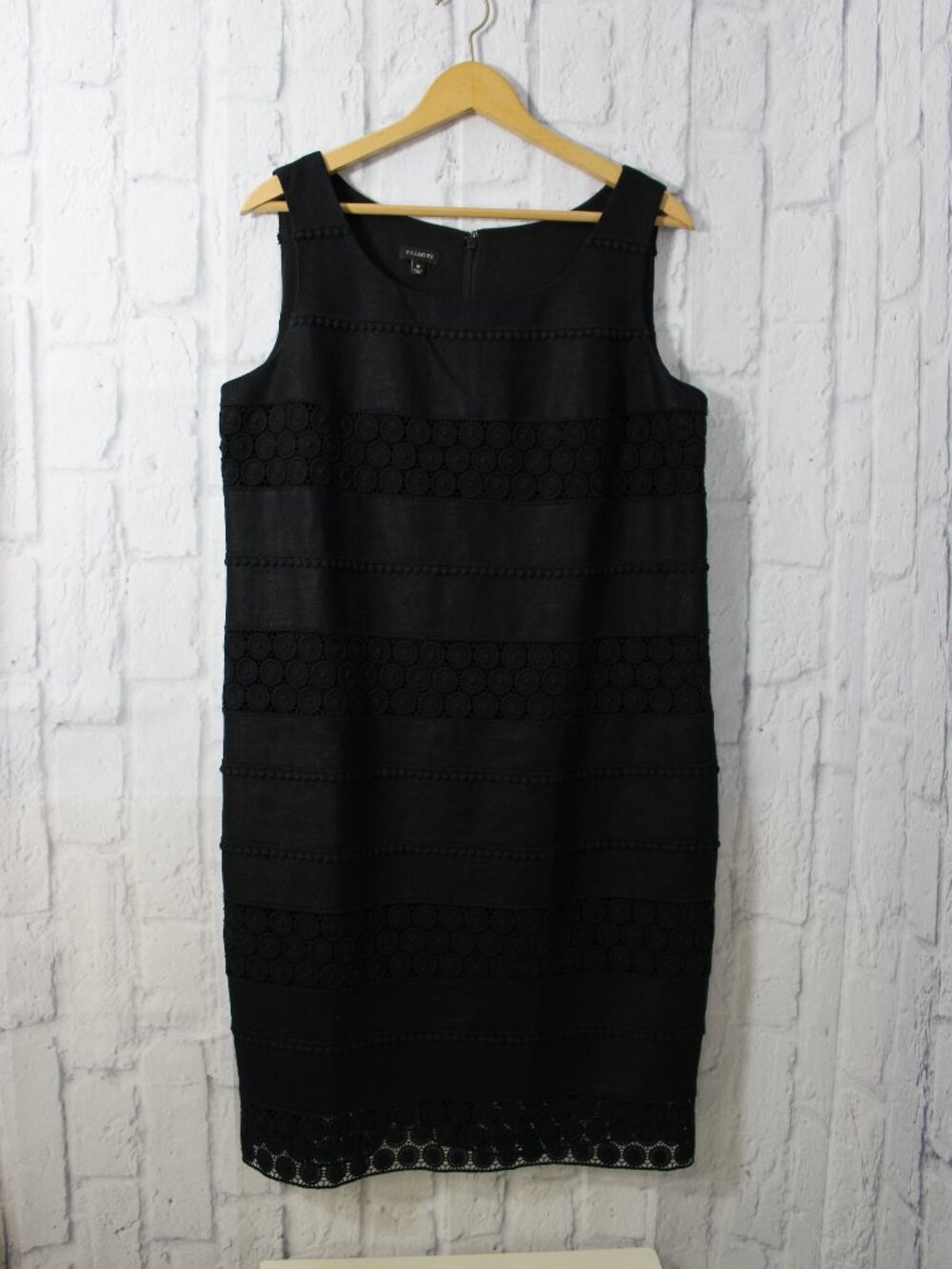 Talbots Size 10 Black Eyelet Sleeveless Linen Blend Sheath Dress Classic Elegant